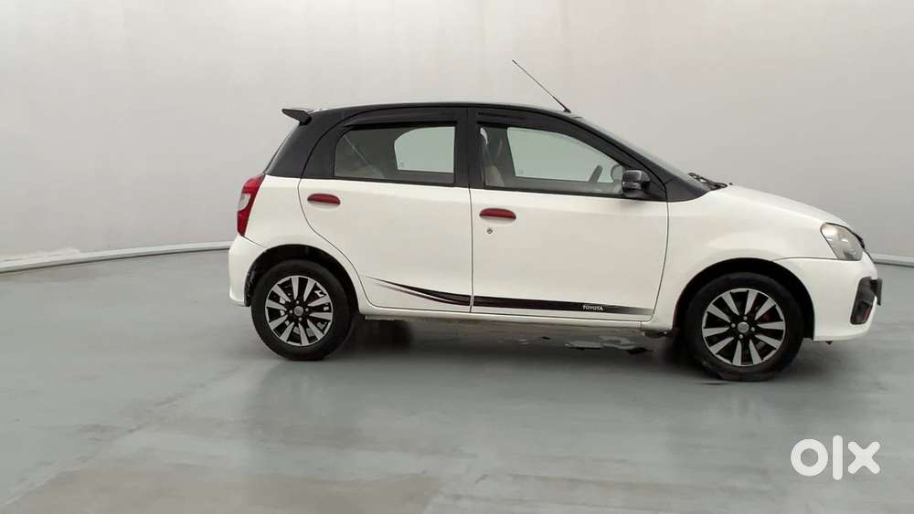 Toyota Etios Liva 1.4 Vxd Dual Tone, 2019, Diesel