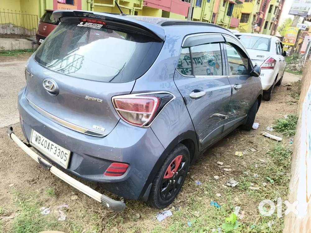 Well-maintained Hyundai Grand I10 Sportz 1.2 Petrol (2016)