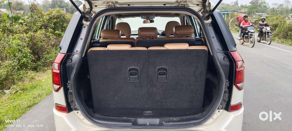 Mahindra Xuv500 W11 Option Awd, 2022, Diesel