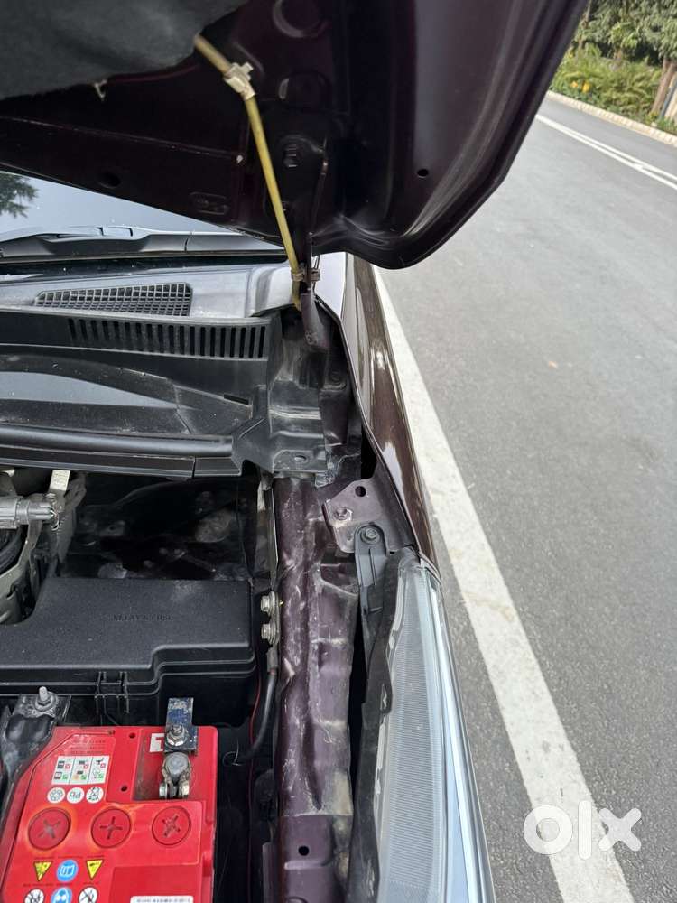 Toyota Innova Crysta 2.4 V 8 Str, 2016, Diesel