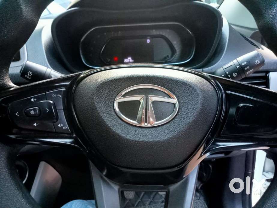 Tata Nexon 1.2 Revotron Xm (s), 2021, Petrol