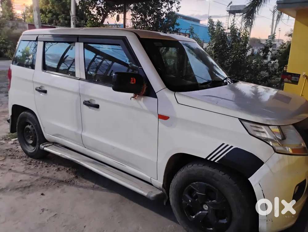 Mahindra Tuv 300 2018 Diesel 75000 Km Driven
