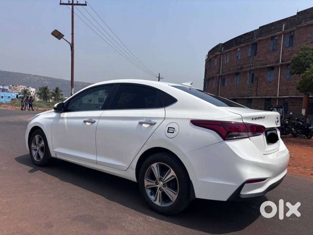 Hyundai Verna 1.6 Sx (o) Crdi, 2017, Diesel
