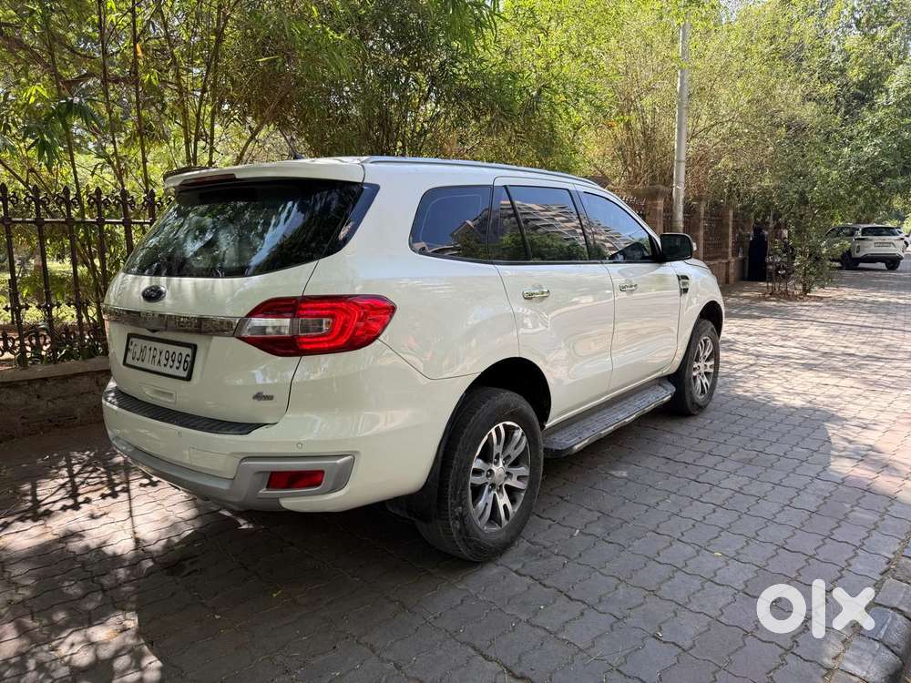 Ford Endeavour 3.2 Titanium At 4x4, 2016, Diesel