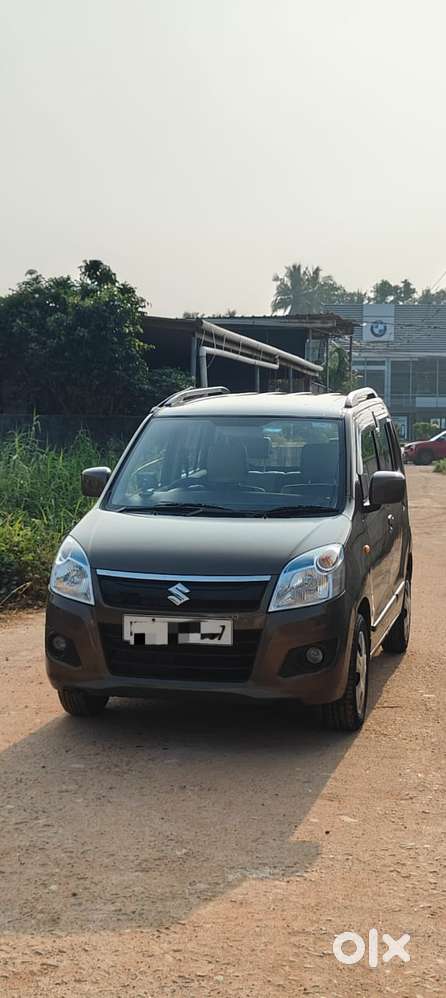 Maruti Suzuki Wagon R Vxi Amt1.2, 2017, Petrol