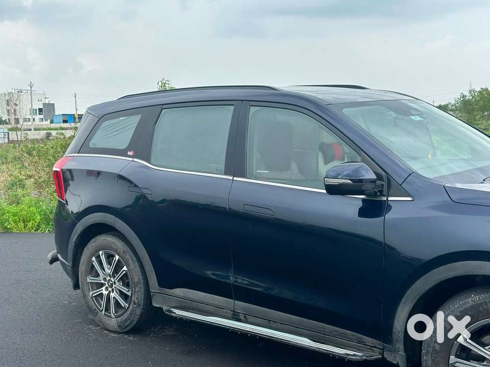 Mahindra Xuv700 Petrol 2022 Low Run Well Maintained