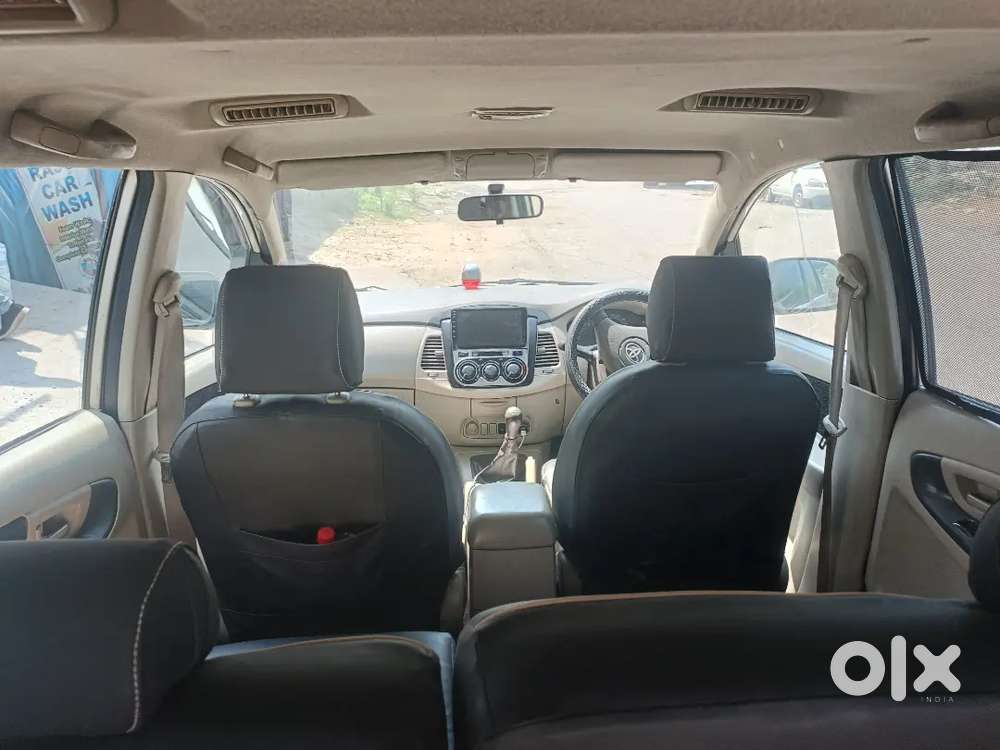 Toyota Innova 2011 Diesel Well Maintained