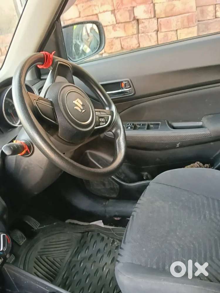 Maruti Suzuki Swift 2023 Petrol 27000 Km Driven