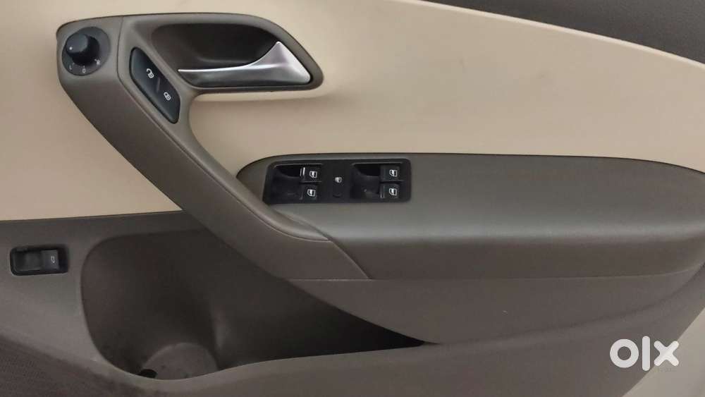 Volkswagen Vento 2010-2013 Petrol Highline, 2013, Petrol