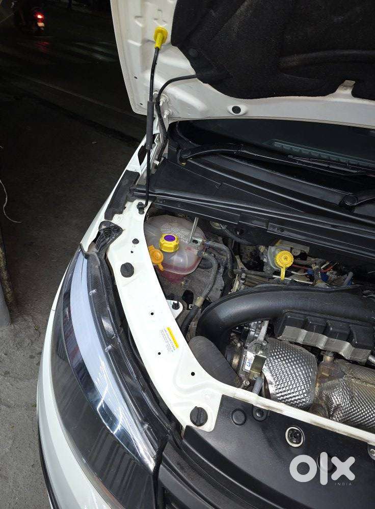 Mahindra Marazzo M2 8str, 2023, Diesel