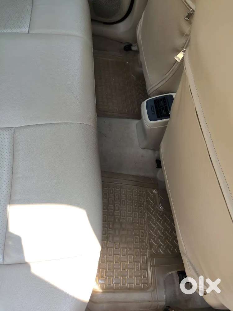 Maruti Swift Dzire 2017 Diesel, 40k Km,1st Owner  Excellent Condition