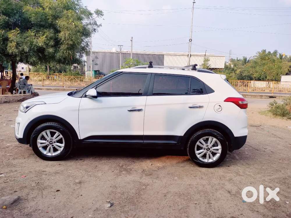 Hyundai Creta 1.6 Sx Plus. Diesel Showroom Maintenance..