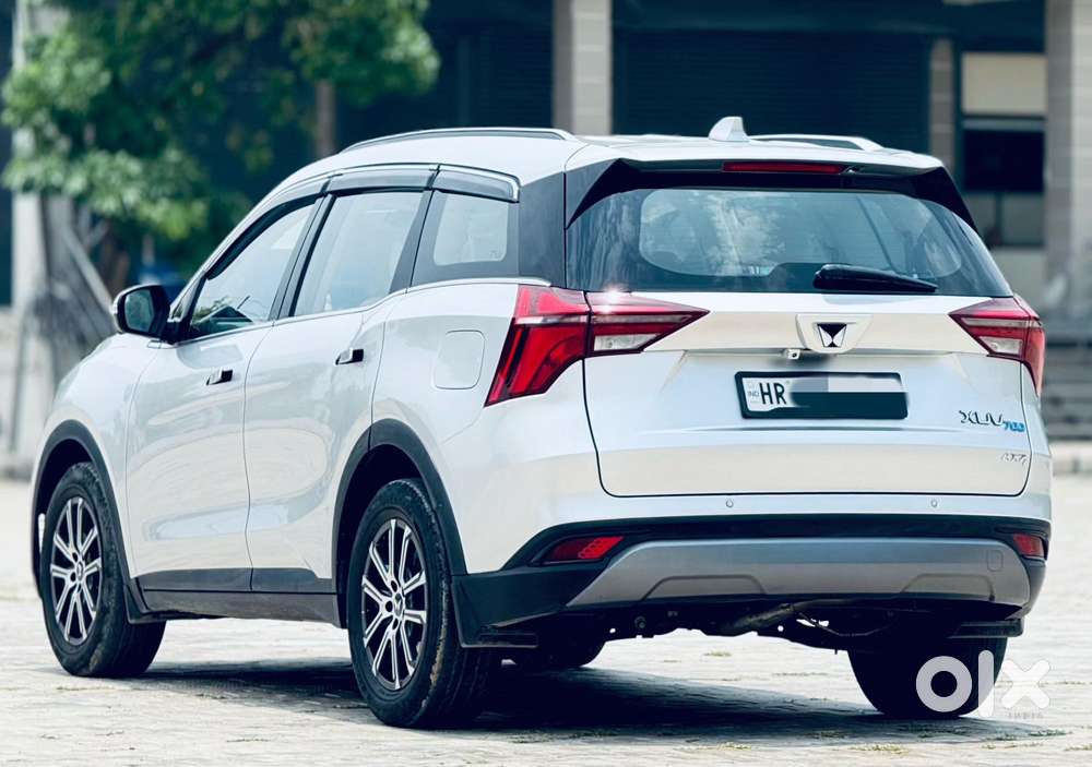 Mahindra Xuv700 2.2 Ax 7 Diesel At Luxury Pack Str, 2022, Diesel
