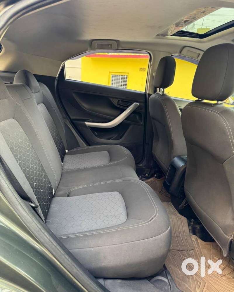 Tata Nexon 1.2 Revotron Xm (s), 2021, Petrol