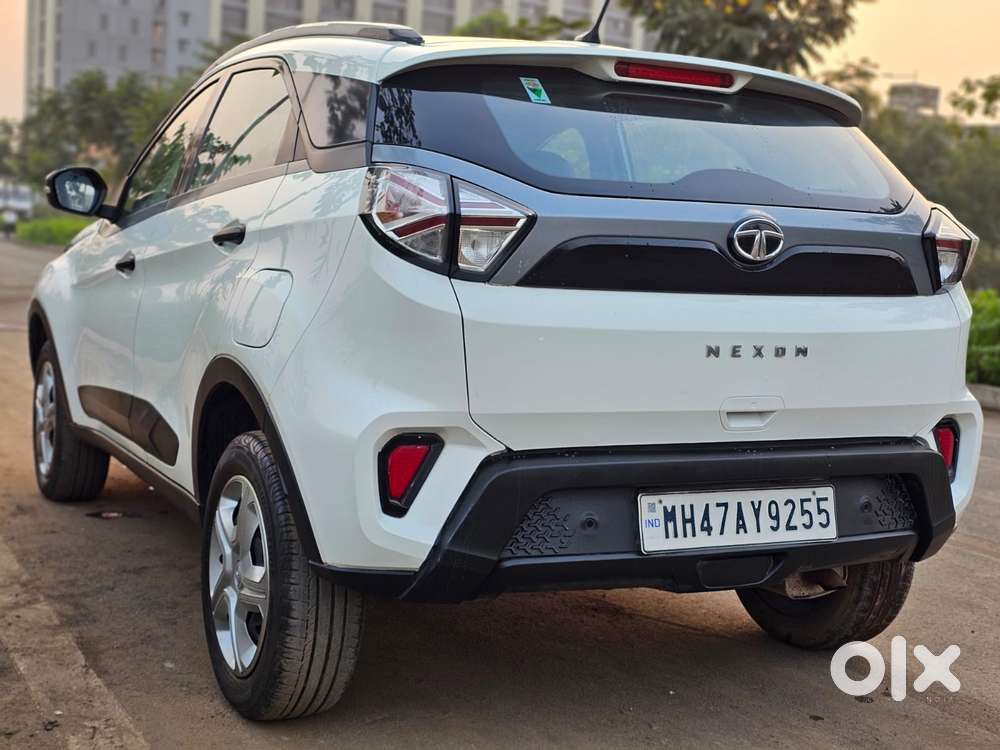 Tata Nexon 1.2 Revotron Xm (s), 2021, Petrol