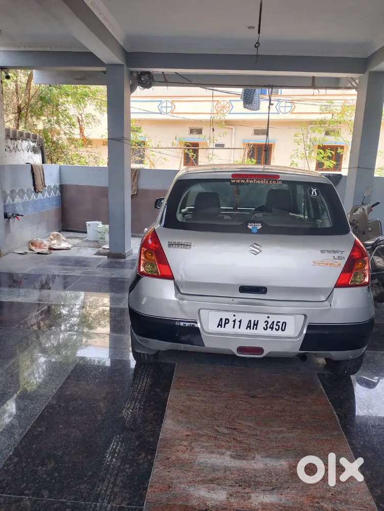 Maruti Suzuki Swift 2010 Diesel 118505 Km Driven