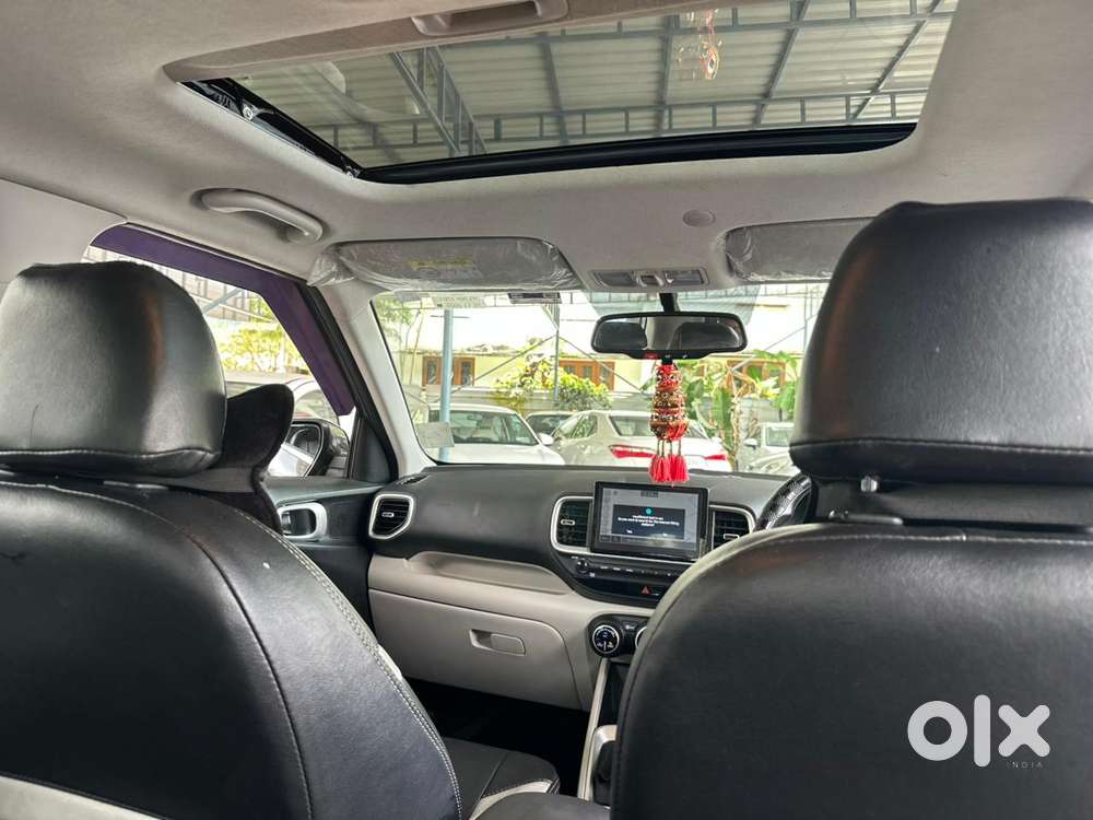Hyundai Venue Sx 1.2 Mt Knight Edition, 2022, Petrol