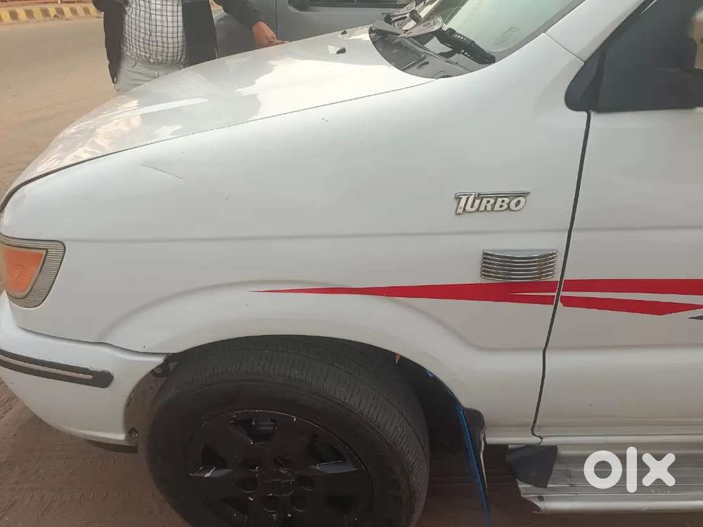 Chevrolet Tavera 2012 Diesel Well Maintained