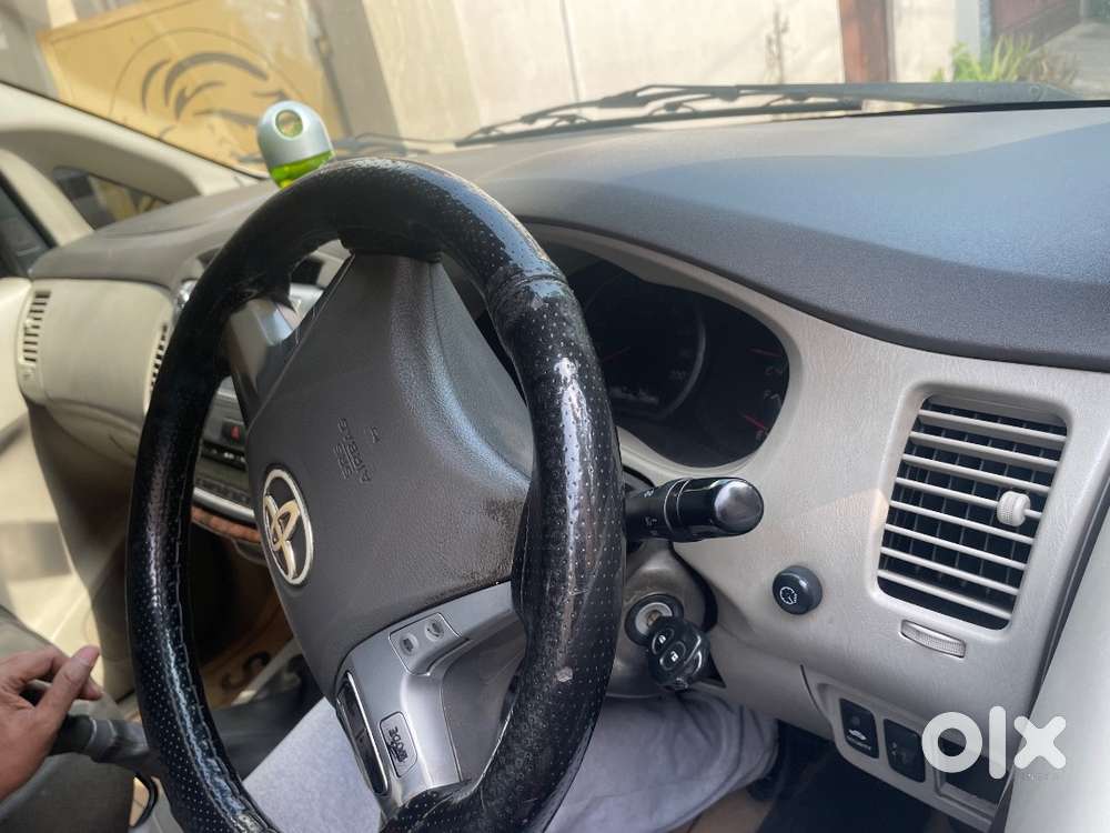 Toyota Innova 2013 Diesel 515000 Km Driven