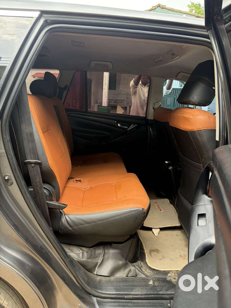 Toyota Innova Crysta 2.4 G Mt 7 Str, 2018, Diesel