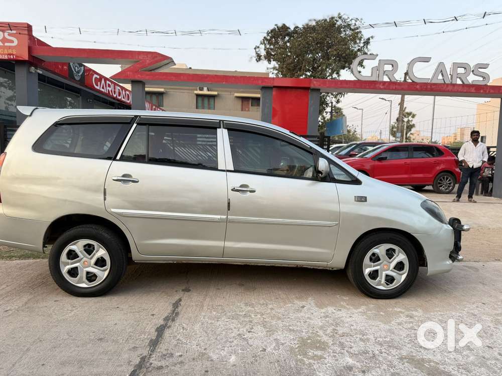 Toyota Innova 2.5 G (diesel) 8 Seater, 2008, Diesel