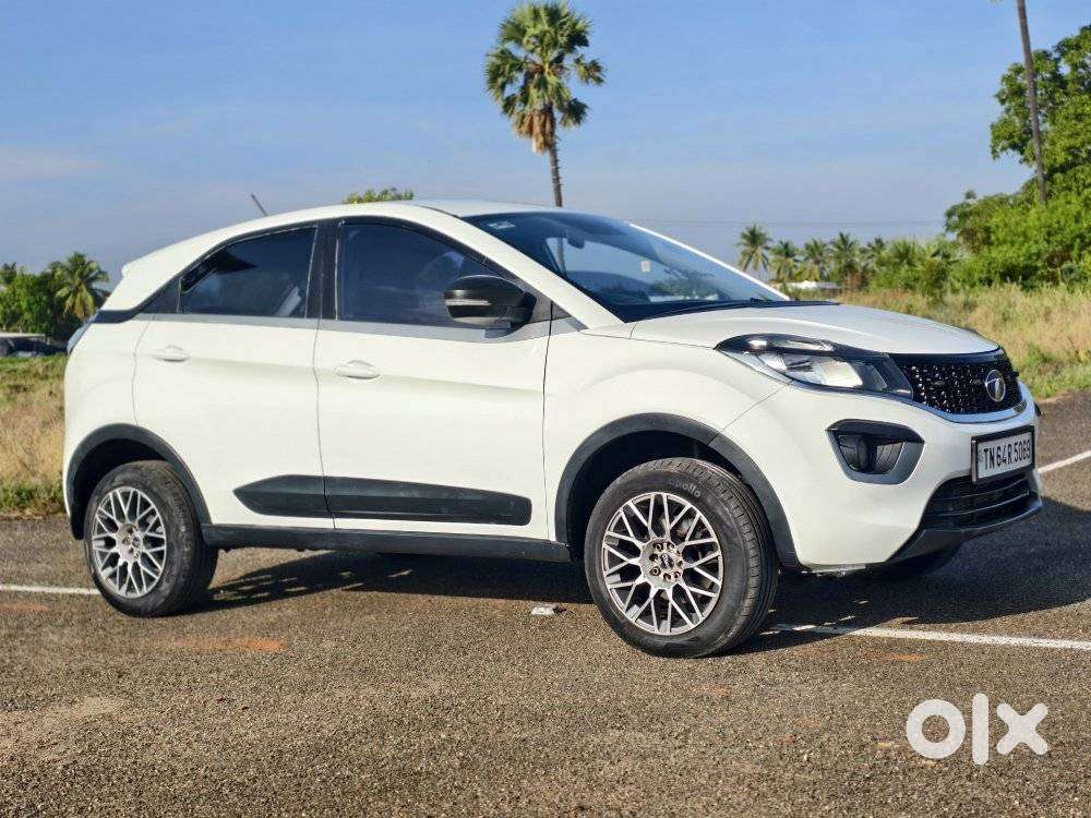 Tata Nexon 1.2 Revotron Xm (s), 2018, Petrol