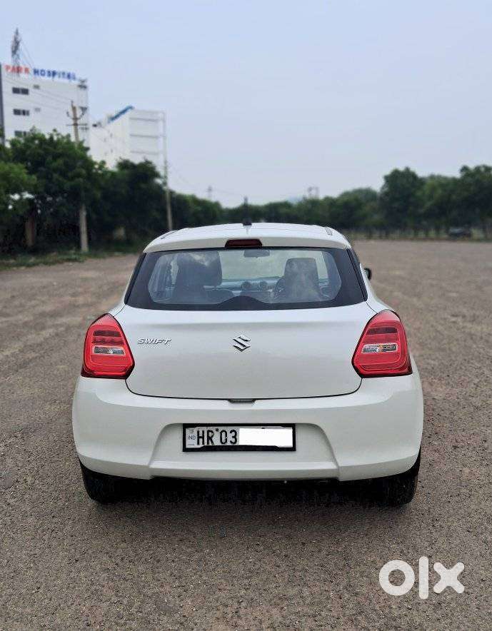 Maruti Suzuki Swift Vxi Optional, 2018, Petrol