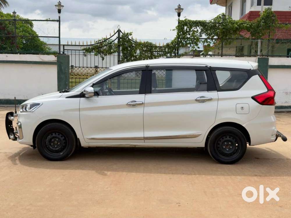Maruti Suzuki Ertiga Vxi Shvs, 2024, Petrol