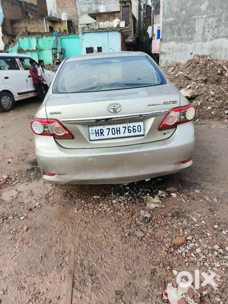 Toyota Corolla Altis 2013 Variant Cng On Paper
