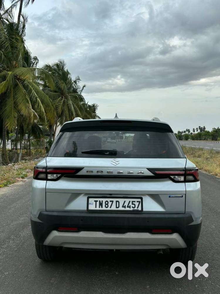 Maruti Suzuki Brezza 1.5 Zxi Smart Hybrid, 2022, Petrol