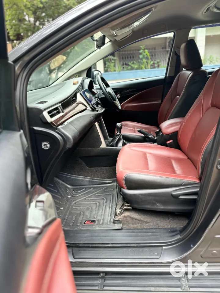 Toyota Innova Crysta [2020-ongoing] 2.4 Vx 7 Str, 2016, Diesel