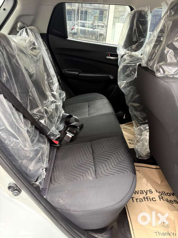 Maruti Suzuki Swift 1.2 Vxi (o), 2024, Petrol