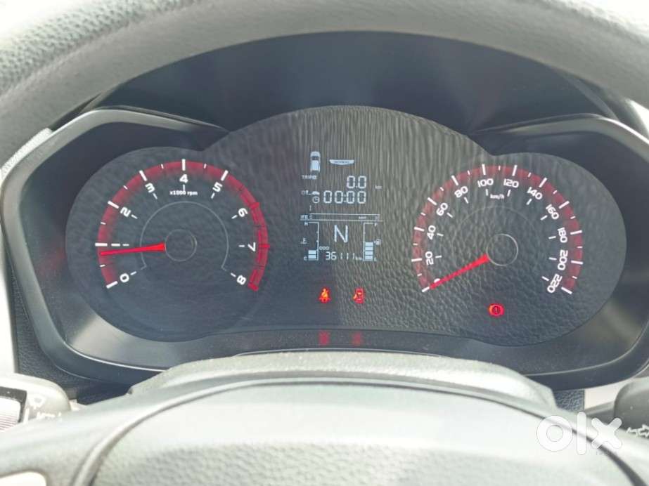 Mahindra Xuv300 W6, 2019, Petrol