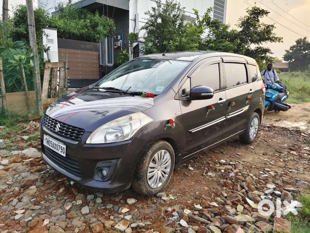 Maruti Suzuki Ertiga 2014 Diesel 100000 Km Driven