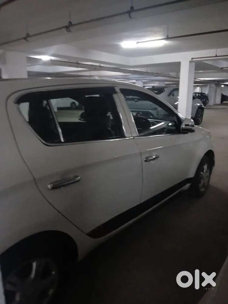 Hyundai I20 Sportz 2011
