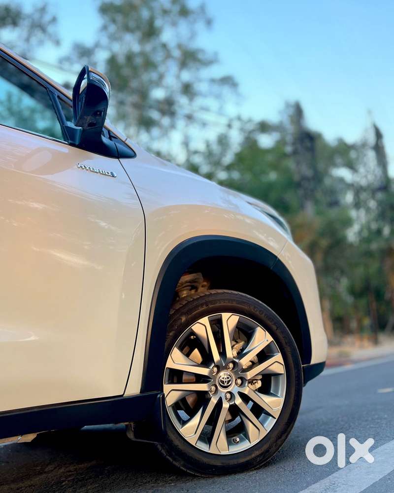 Toyota Innova Hycross 2.0 Zx Hybrid 7 Str, 2022, Diesel