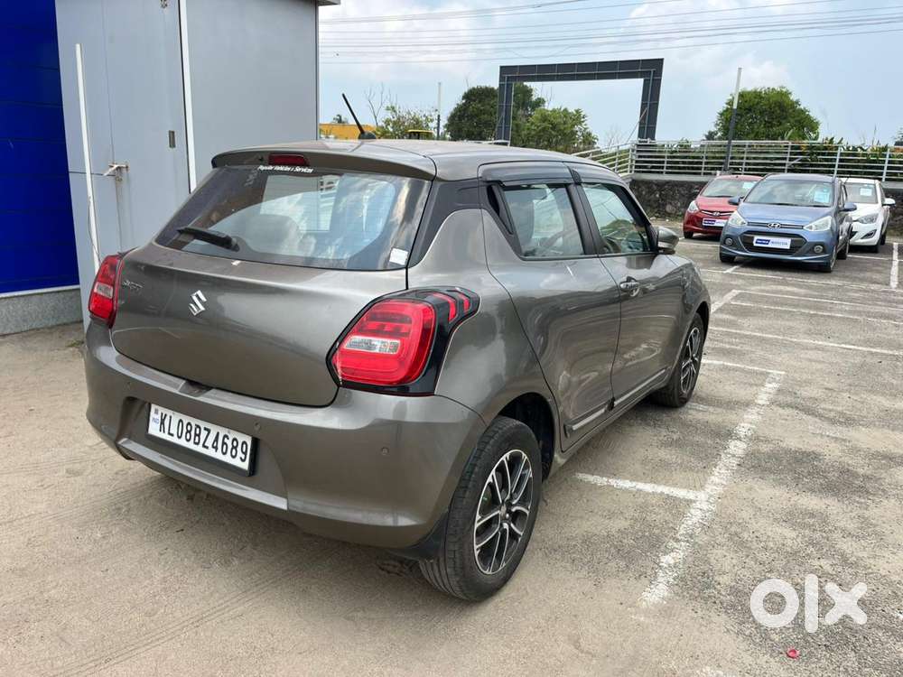 Maruti Suzuki Swift Zxi Plus Amt Dual Tone, 2022, Petrol