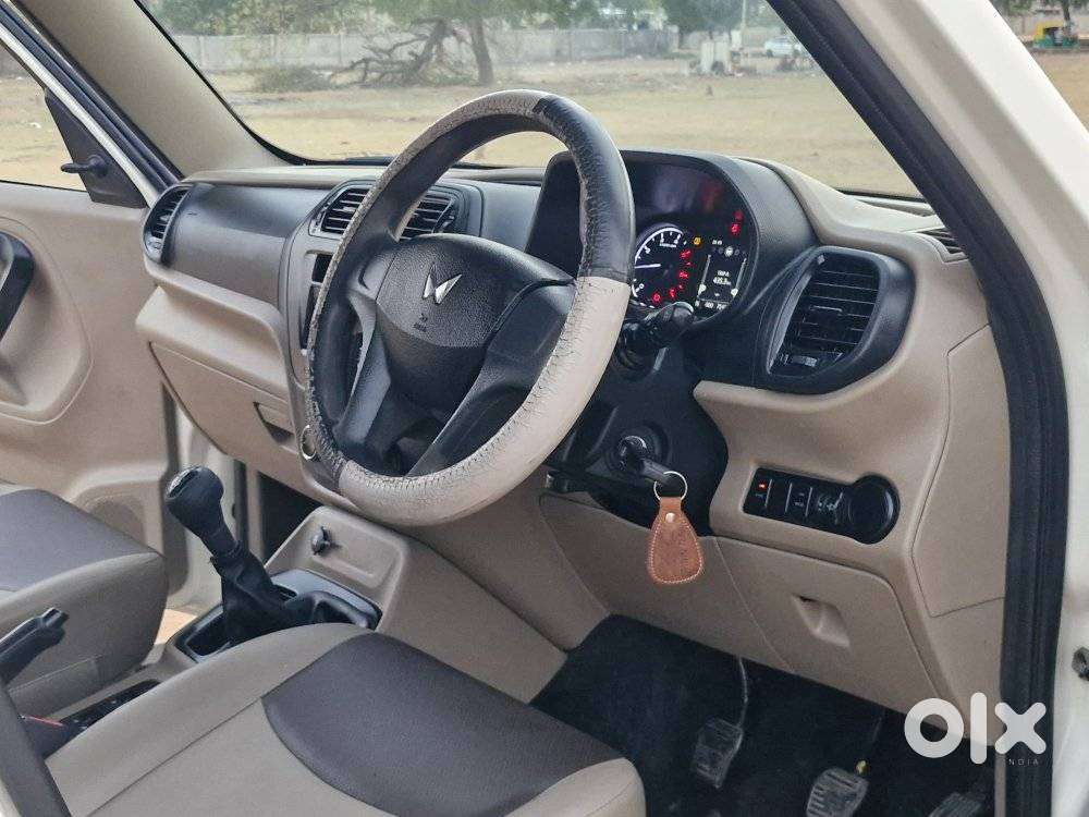 Mahindra Bolero Neo 1.5 N4, 2022, Diesel