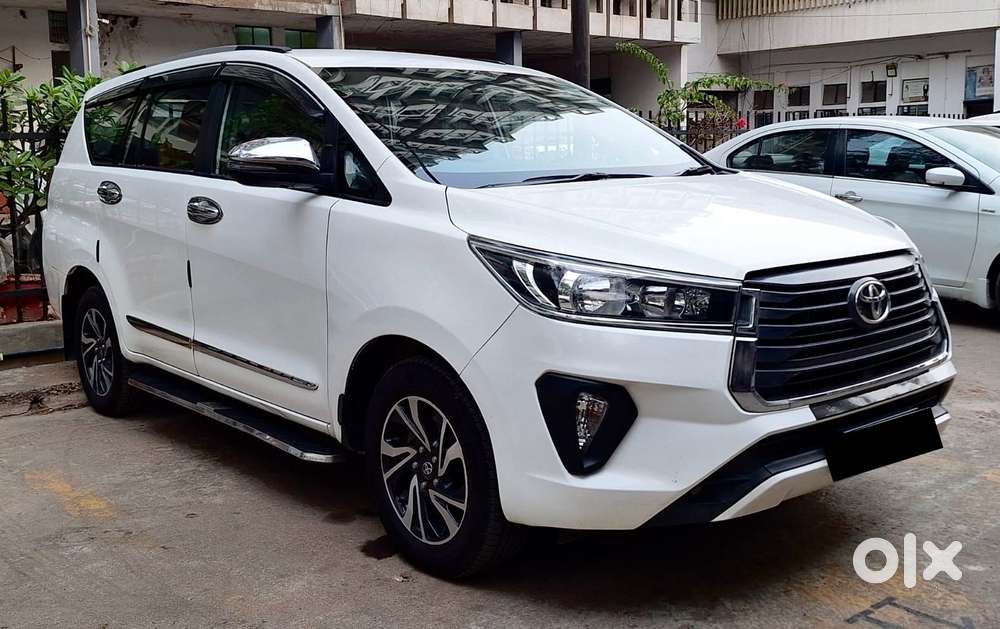 Toyota Innova Crysta [2020-ongoing] 2.4 Gx 7 Str, 2022, Diesel