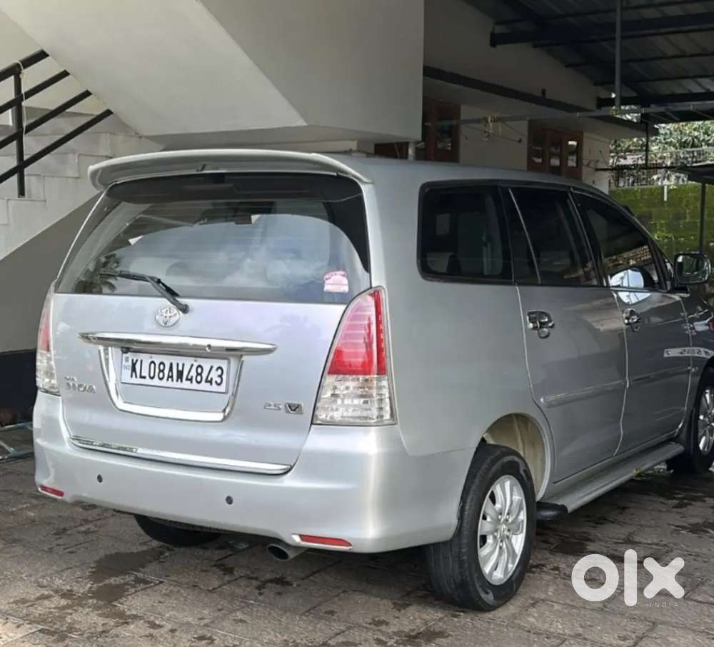 Toyota Innova 2.5 Vx 2011 Diesel Seater
