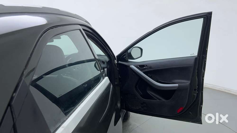 Tata Nexon 1.2 Revotron Xm, 2020, Petrol