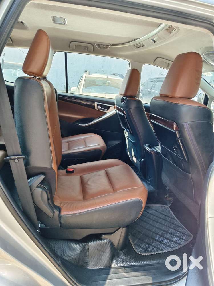 Toyota Innova Crysta 2.8 Zx At, 2017, Diesel