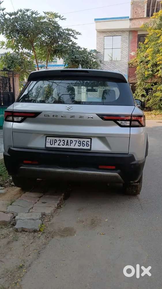 Maruti Suzuki Brezza 2024 Petrol Well Maintained