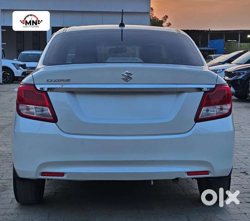 Maruti Suzuki Dzire 1.2 Zxi, 2022, Petrol