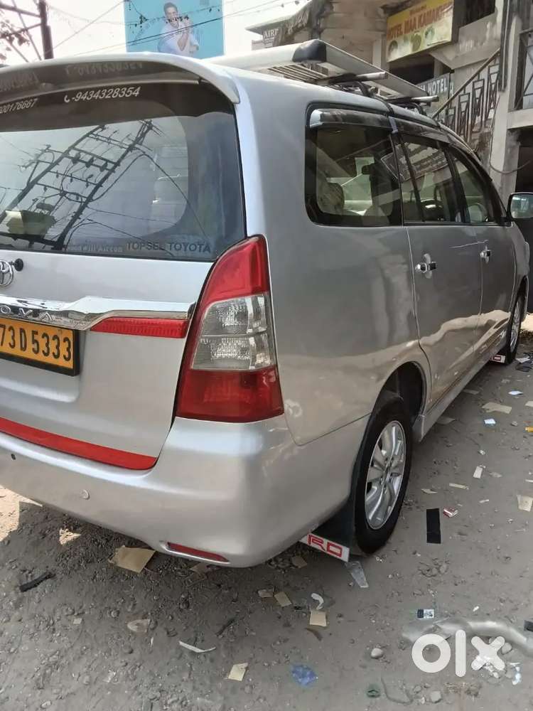 Toyota Innova Diesel 2011, 2nd Owner