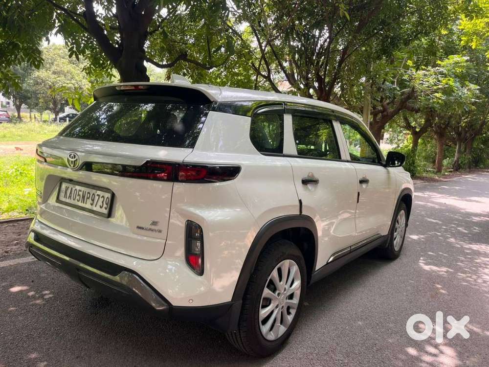 Toyota Urban Cruiser Cruiser Mid, 2025, Petrol