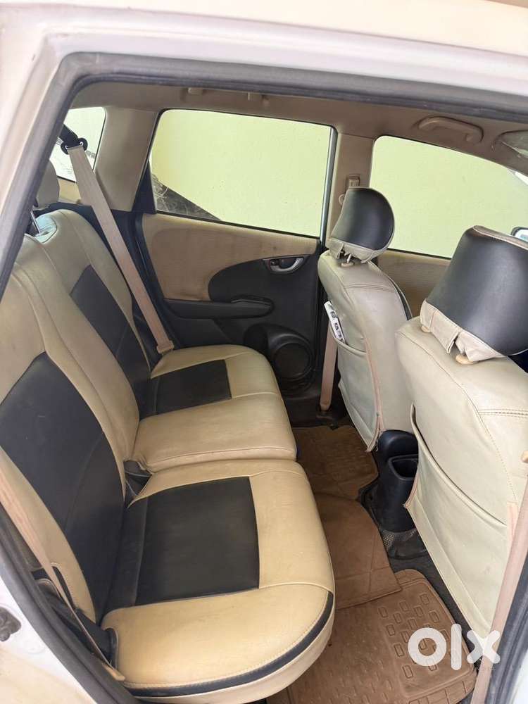 Honda Jazz 2011 Petrol Well Maintained