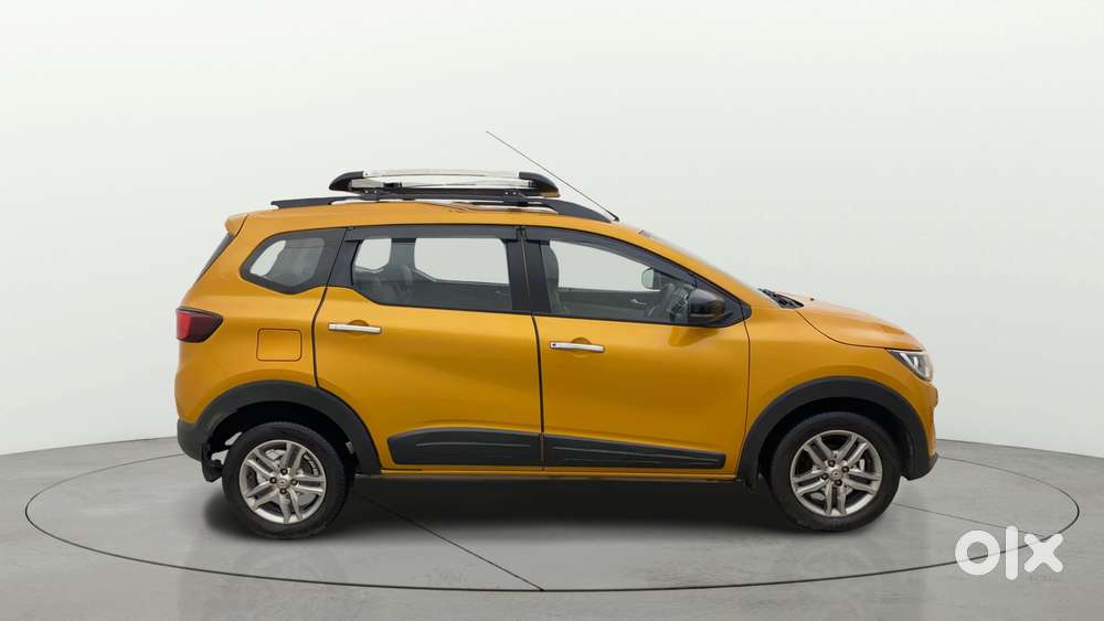 Renault Triber Rxz Easy-r Amt, 2023, Petrol