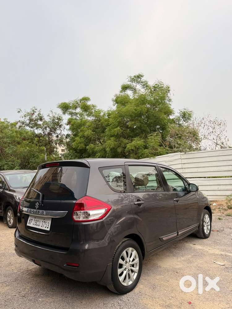 Maruti Suzuki Ertiga Zxi, 2013, Petrol