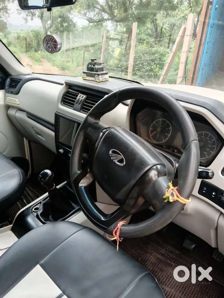 Mahindra Scorpio Classic 2016